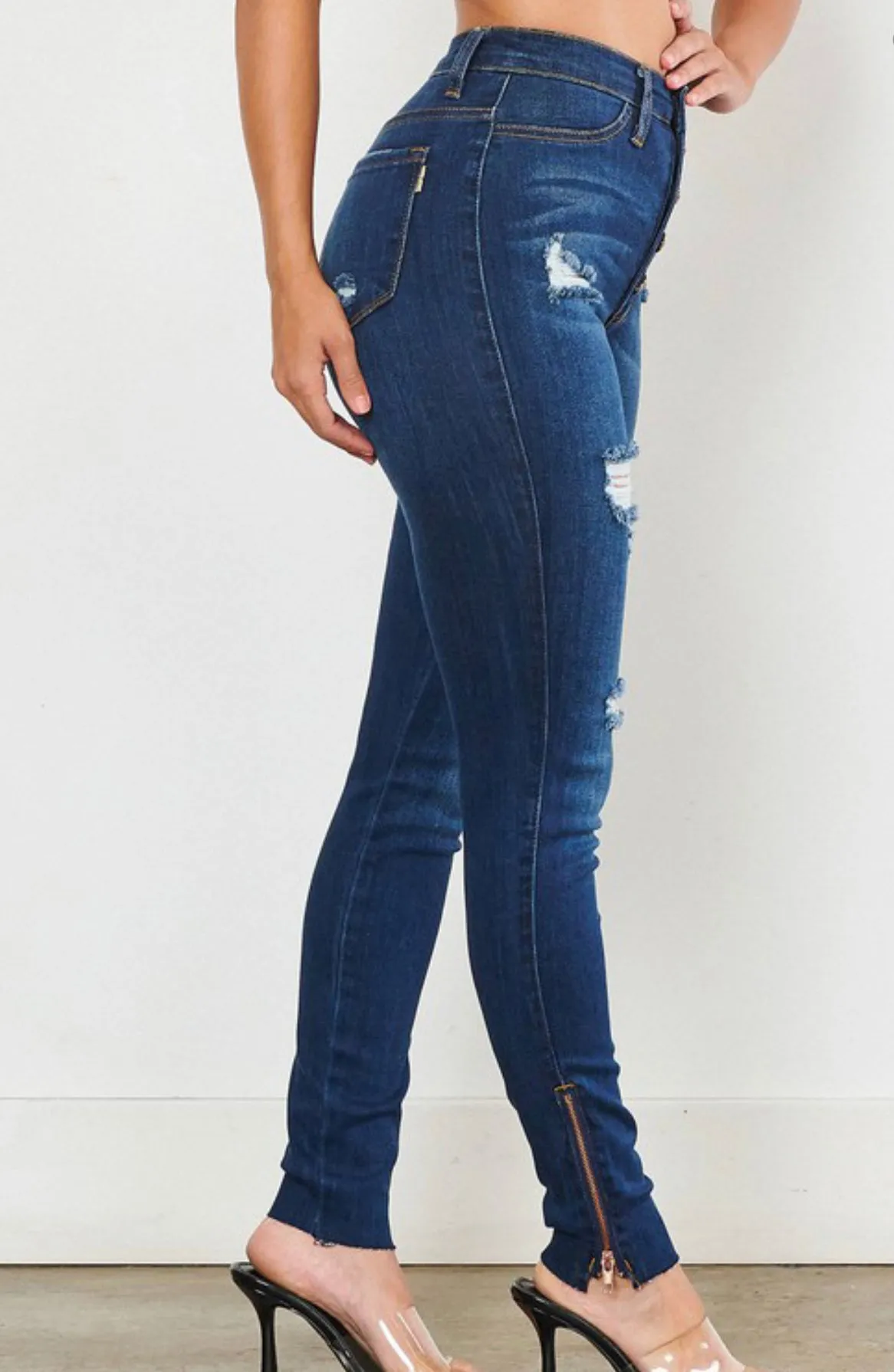 Buttoned Denim Pants