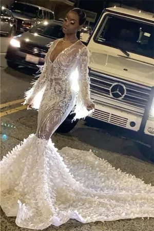 Chic V-neck Sparkle Beads Appliques Prom Dresses Long Sleeves Alluring Fit and Flare Evening Gowns