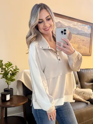 Marshmallow Pullover With Snap Buttons In Taupe & Cream