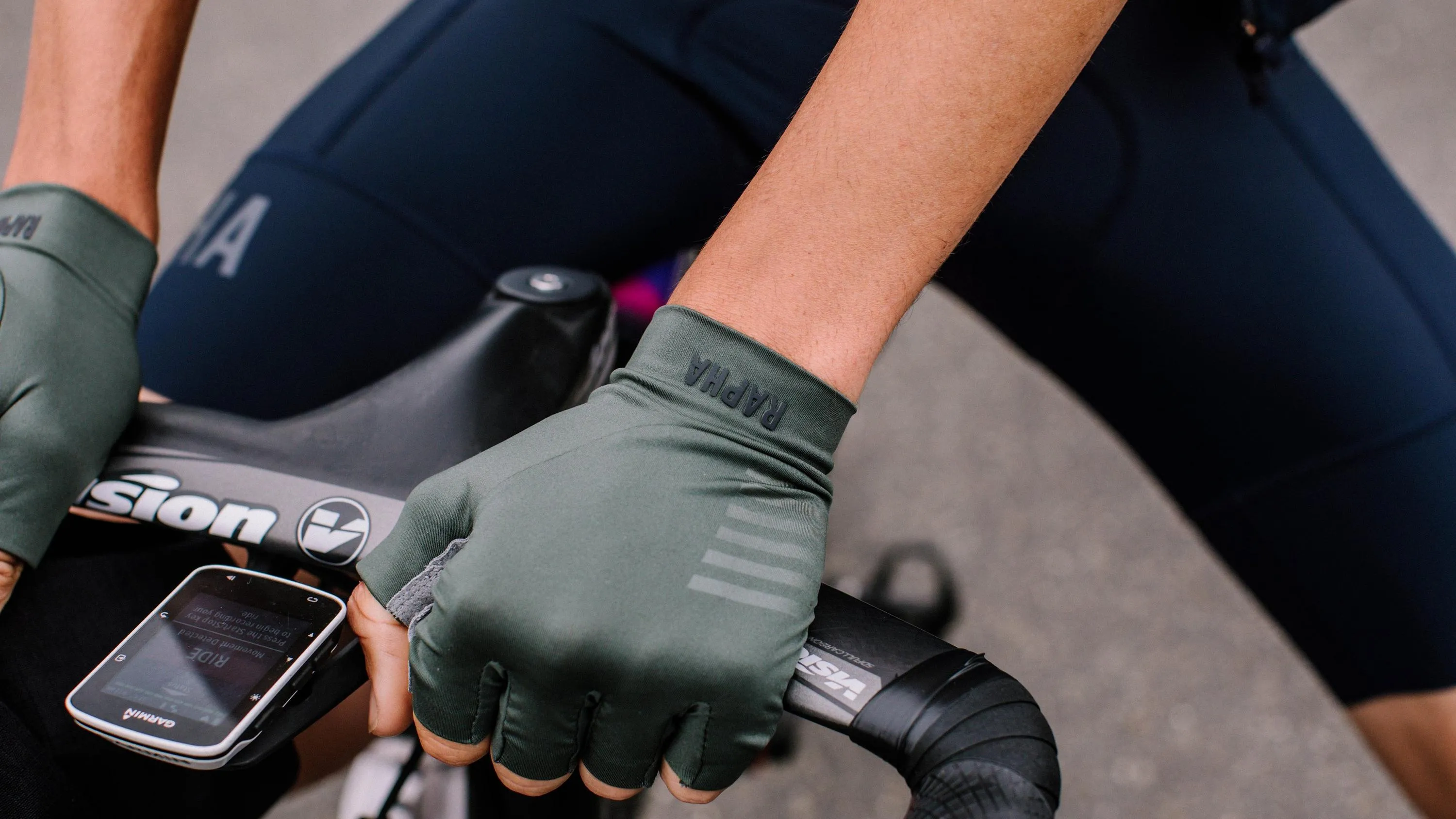 Rapha - Pro Team Mitts