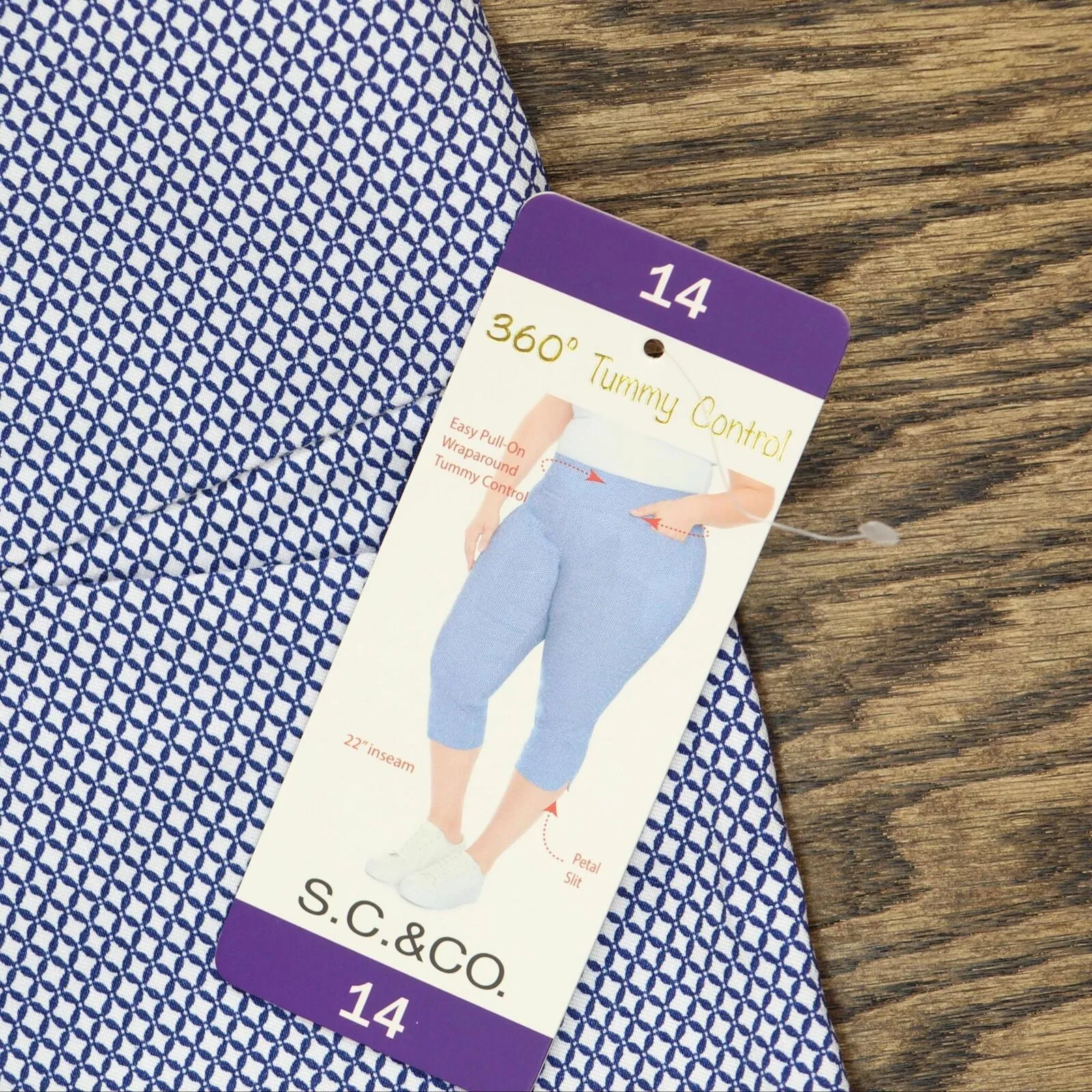 S.C. & CO. Womens Stretch Tummy Control Capri Pants 1693601