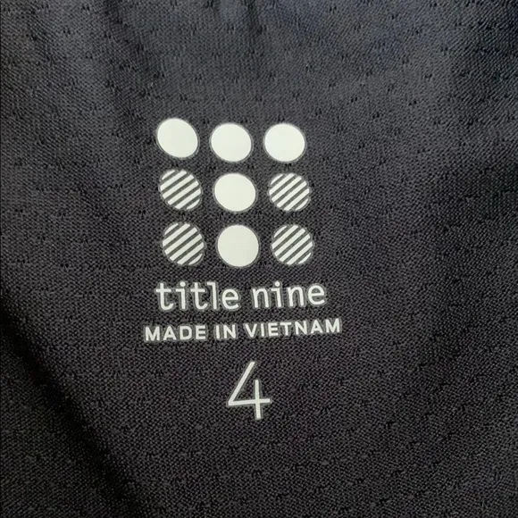 Title Nine Recycled Clamber 2.0 Hiking Skort NEW