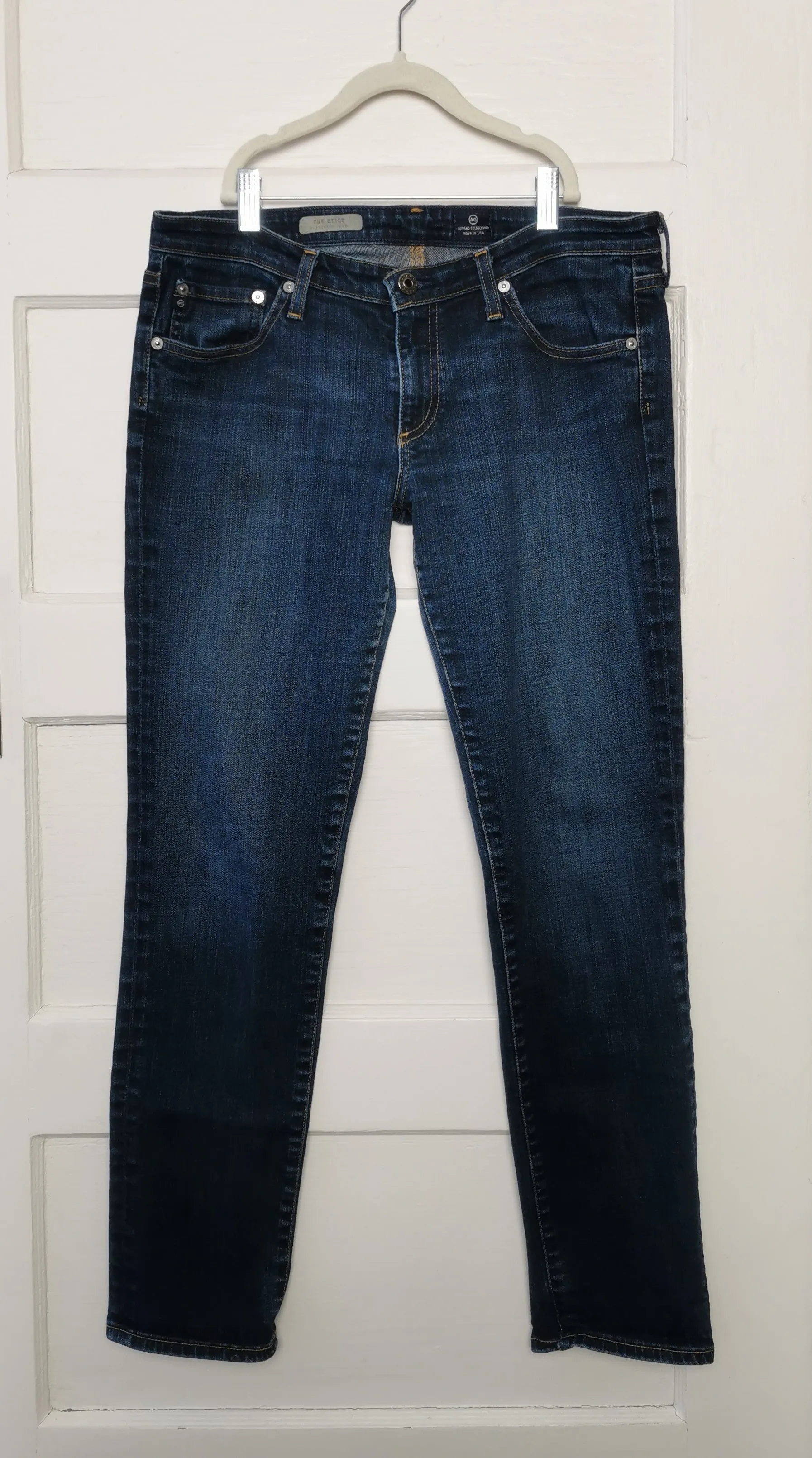 WOMENS SIZE 30R - AG ADRIANO GOLDSCHMIED, Designer Fashion, The Stilt Cigarette Jeans EUC B58