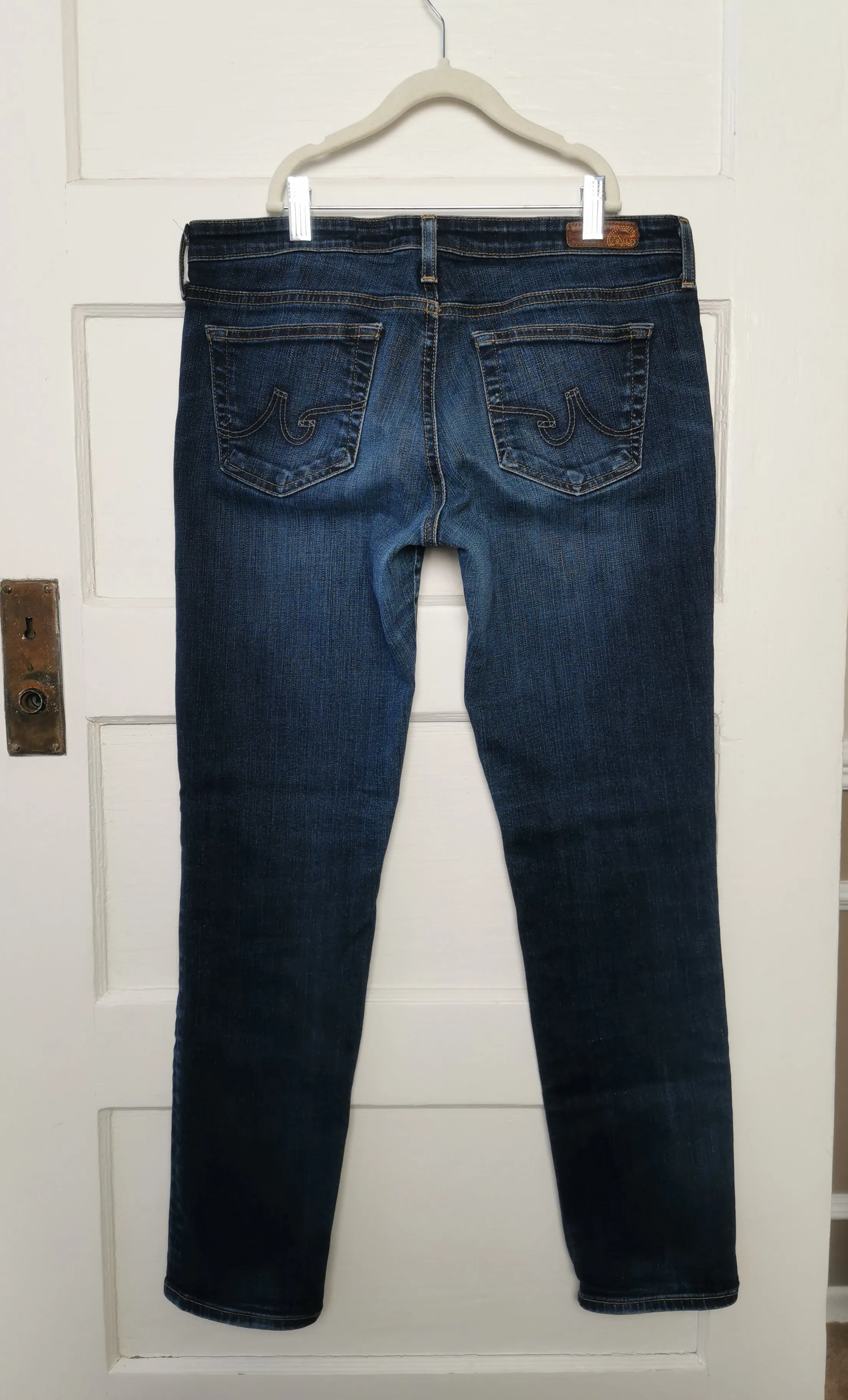 WOMENS SIZE 30R - AG ADRIANO GOLDSCHMIED, Designer Fashion, The Stilt Cigarette Jeans EUC B58